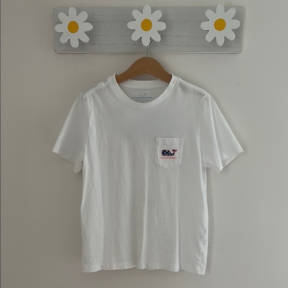 Vineyard Vines Other - Vineyard Vines White Short Sleeve Tee kids size 7 100% cotton